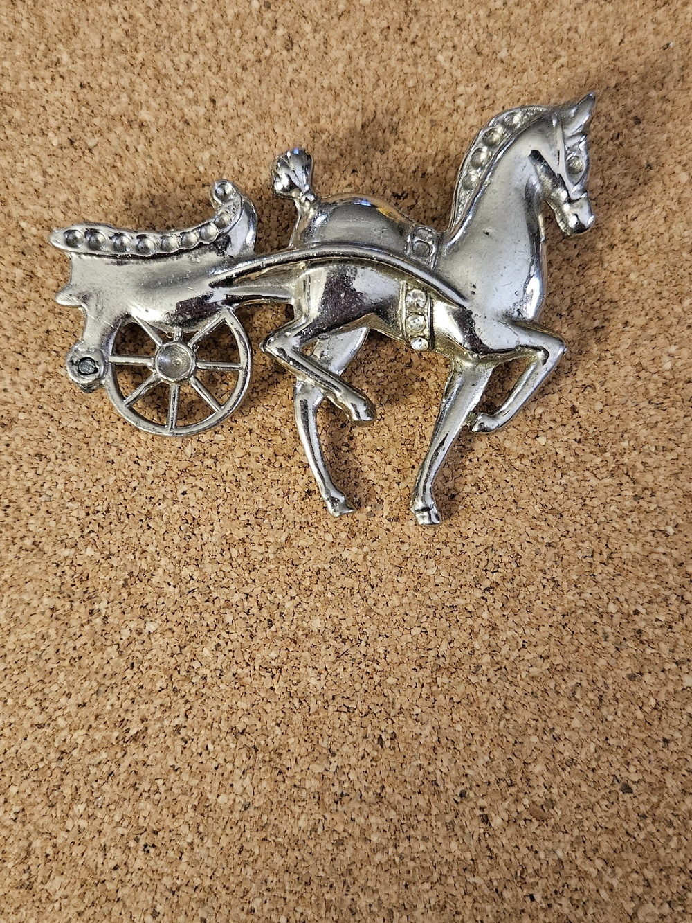 Vintage Silver-Tone Horse and Carriage Brooch.